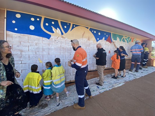 Mural pictures - Community partners